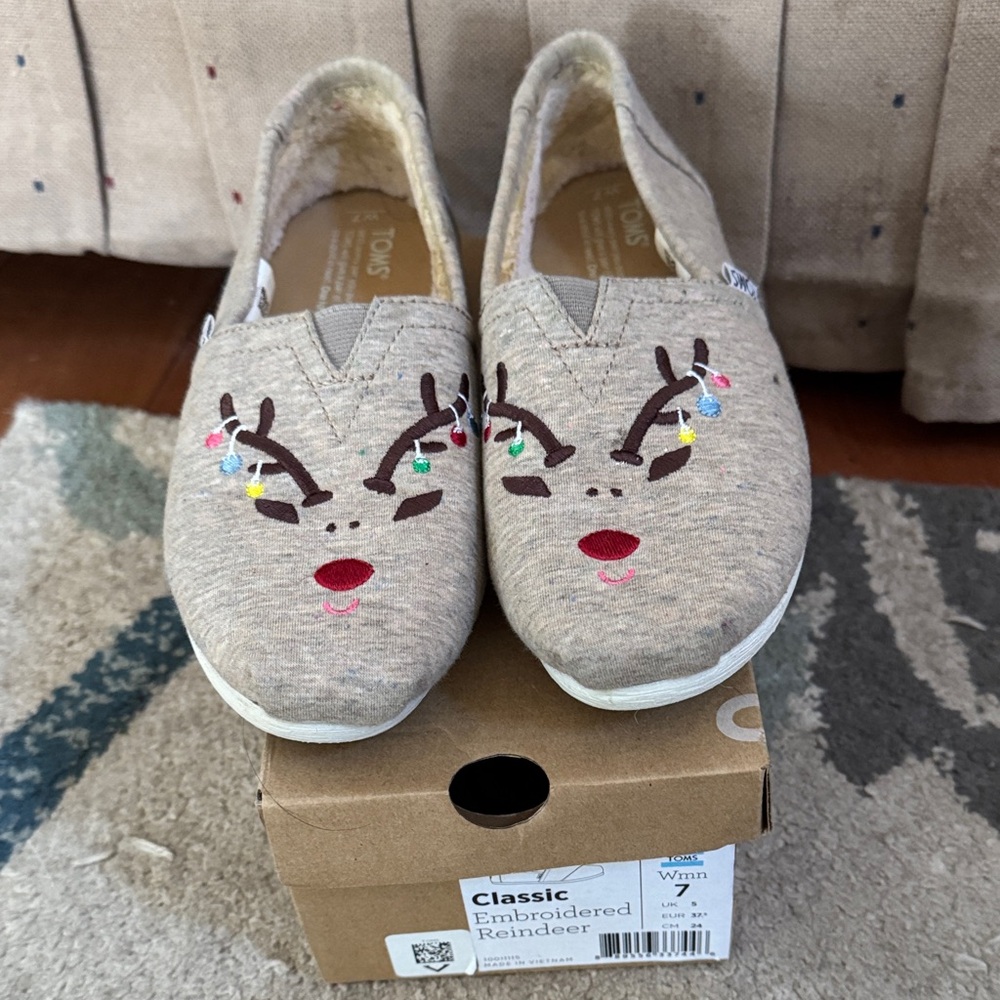 Toms Festive Reindeer Slip-Ons - Tan and Red